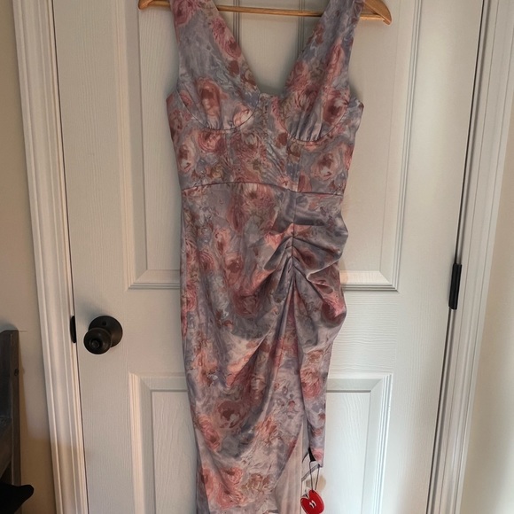 Cider illusion floral ruched midi dress Violet NWT sized small - Picture 7 of 8